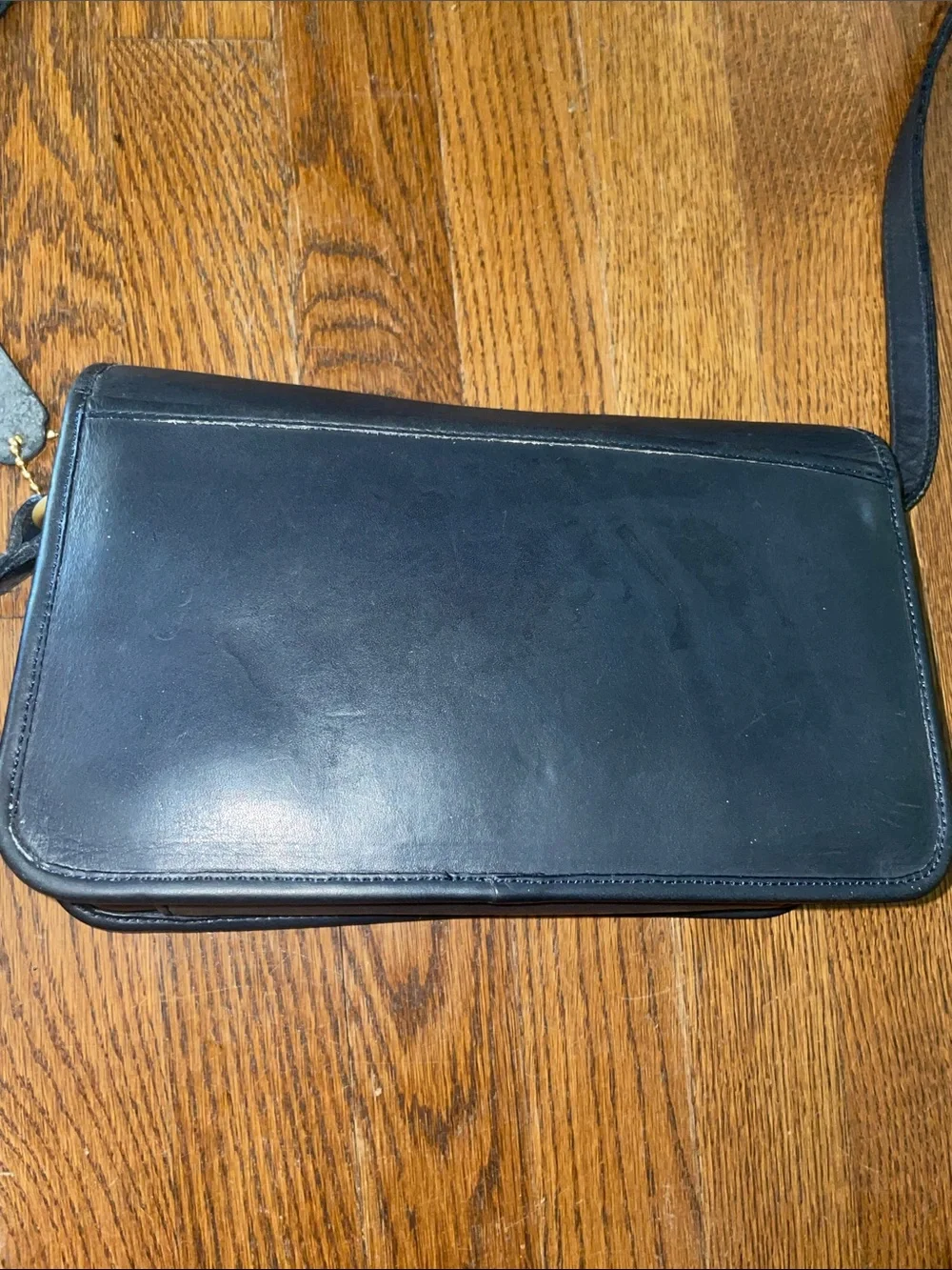 Coach vintage (pre 1994) 202-05 crossbody